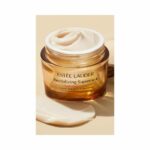 Estée Lauder Revitalizing Supreme+ Youth Power Creme life 3